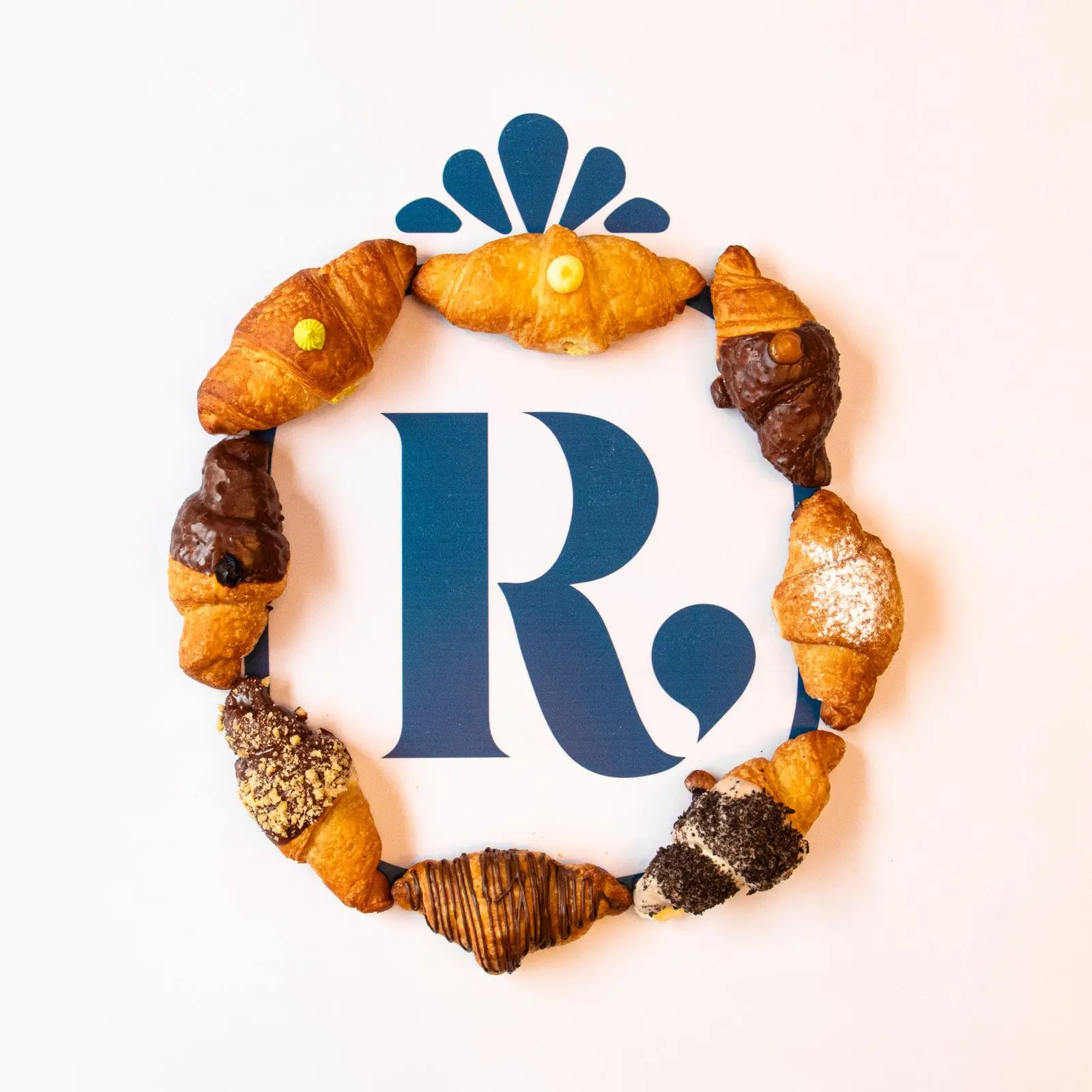 Variedades de croissants de Roulé presentadas alrededor de la identidad de la marca