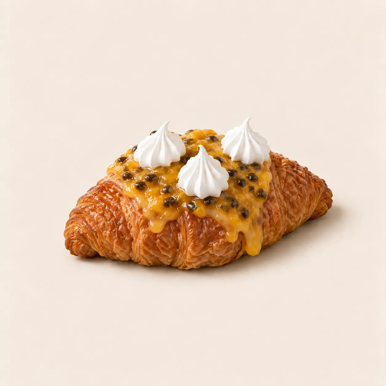 Croissant Maracuyá con suspiros